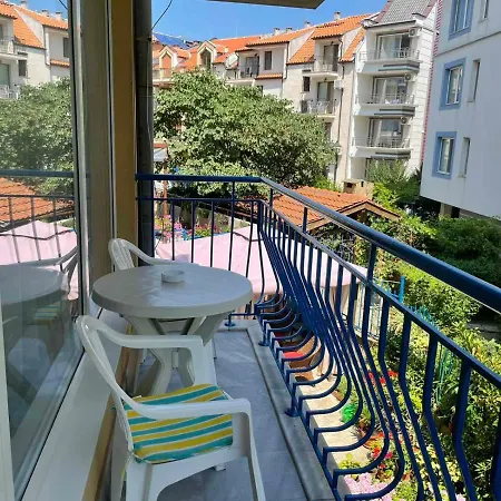 студио одеса 22 Apartment *